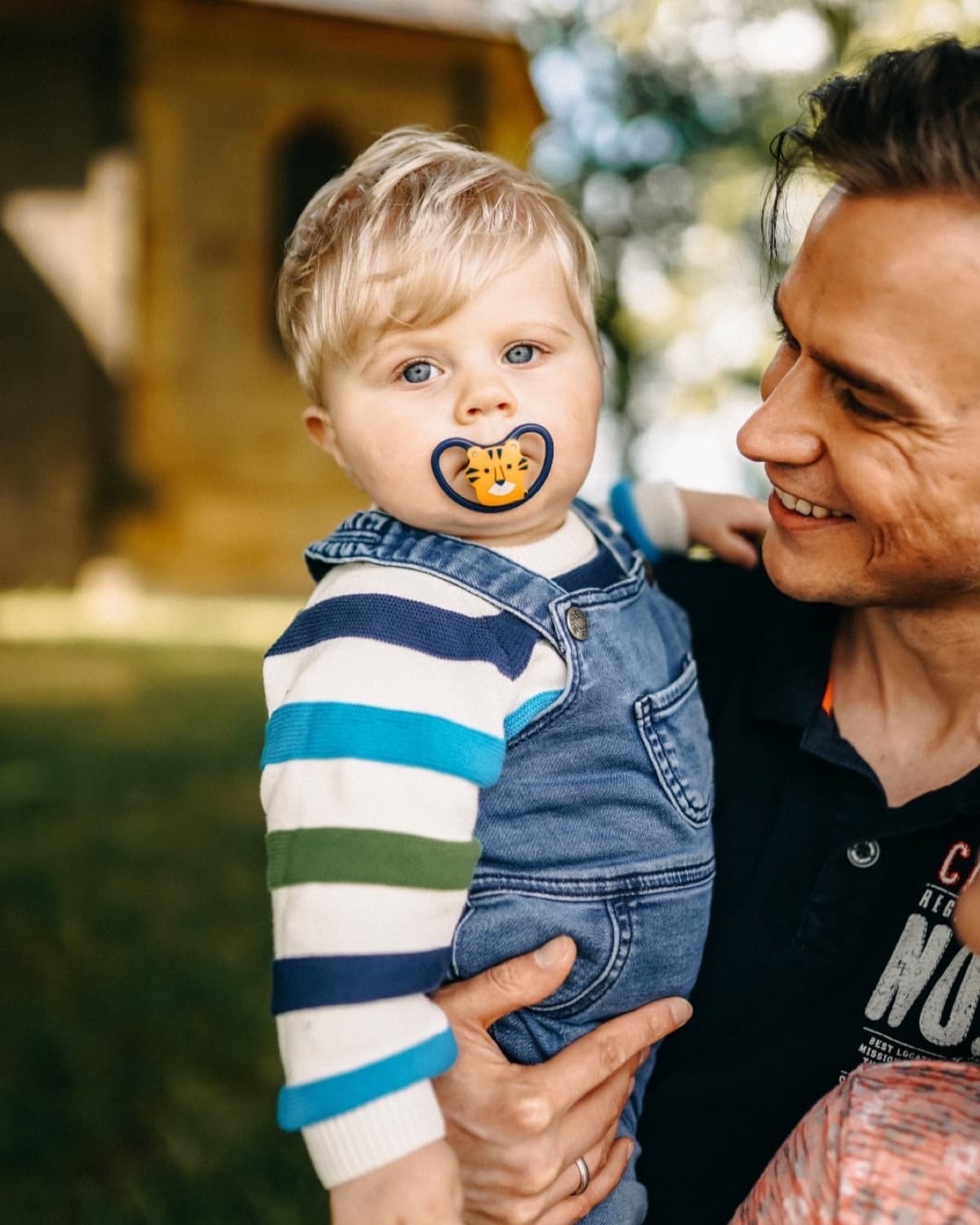 Sven Weiß mit seinem Sohn Louis